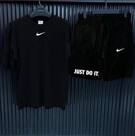 طقم رياضي Nike