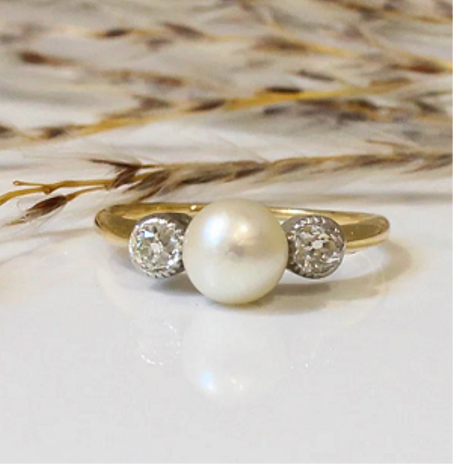 خواتم اللؤلؤ ( الجوهر الحر )