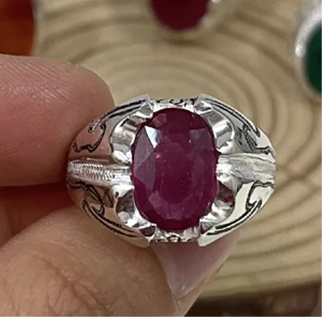 خواتيم  حجر الياقوت في المغرب Bagues en pierres rubis