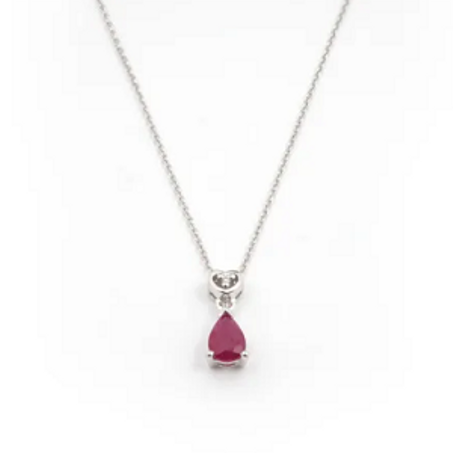 قلادات احجار الياقوت الكريمة