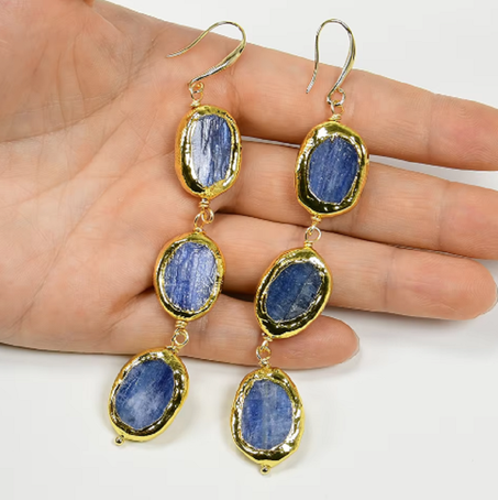 Naturel Bleu Kyanite Gemmes Pierre Jaune Or Plaqué Bord Pavé Dangle Crochet Boucles D'oreilles À La Main Femmes Bijoux Cadeaux