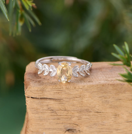 خاتم سيترين قابل للتعديل: تصميم ورقة شجر من الفضة الإسترلينية، حجر كريم لشهر نوفمبر