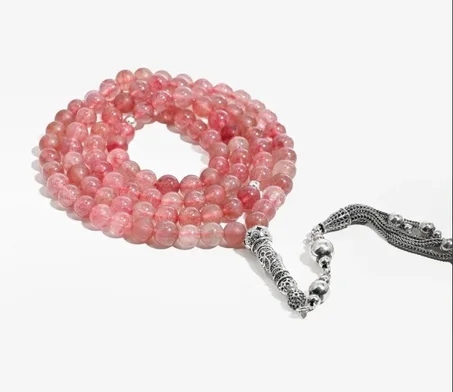 سبحة حجر الستروبيري الطبيعي