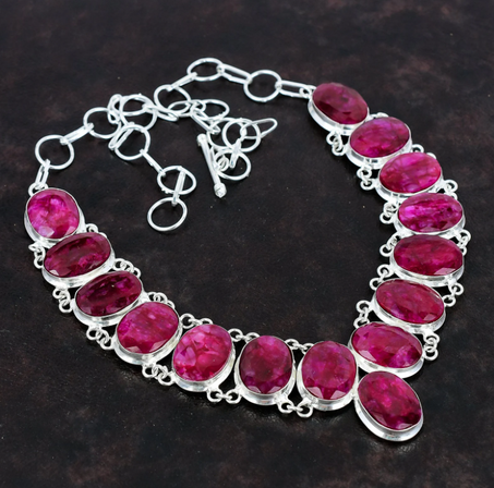 قلادة مصنوعة يدويًا من الفضة الإسترلينية عيار 925 مرصعة بحجر ياقوت أحمر كشمير