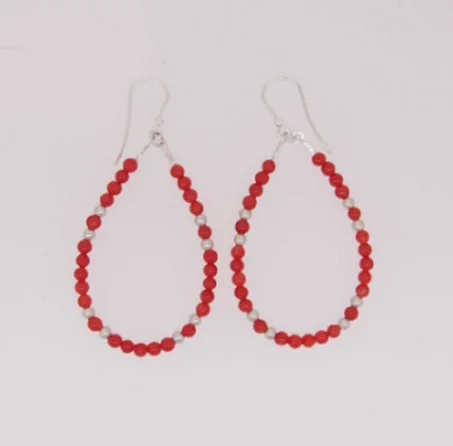 Boucles d'oreilles perles de corail rouge sur argent