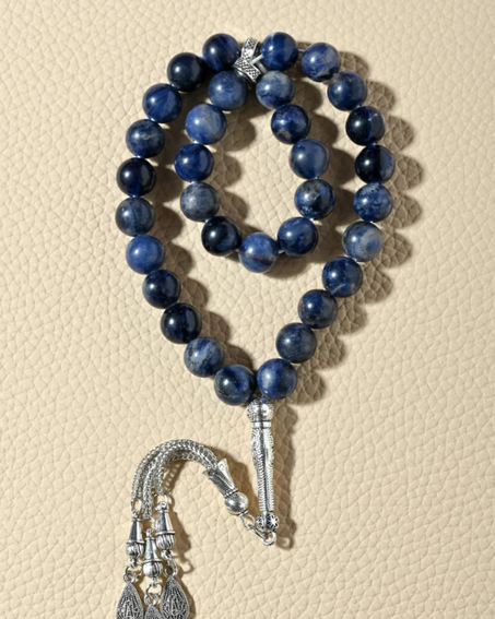 سبحة حجر طبيعي سوداليت ازرق بعروق