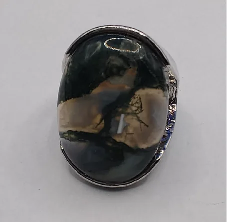 خاتم فضي مرصع بحجر كريم عقيق صابوني