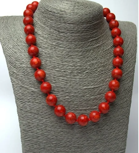 Collier de corail rouge