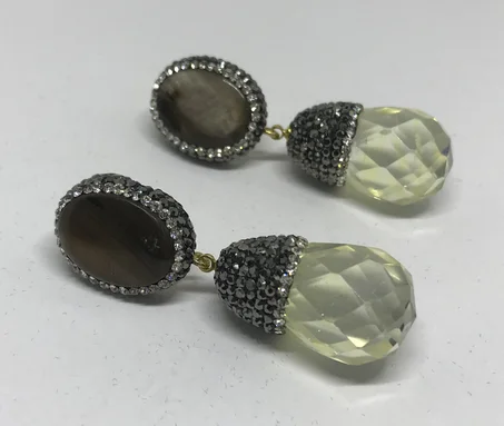 حلقات اذن حجر السترين