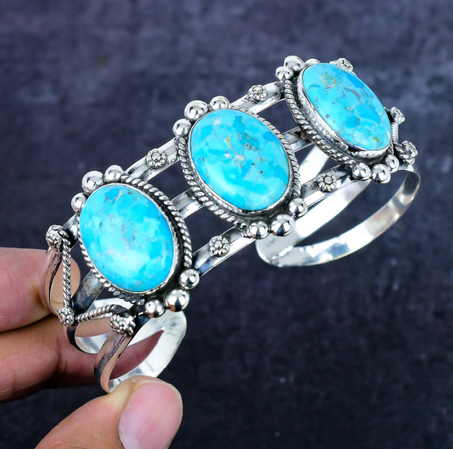 سوار كينجمان الفيروزي الفضي: سوار مصنوع يدويًا من الأحجار الكريمة الأصلية