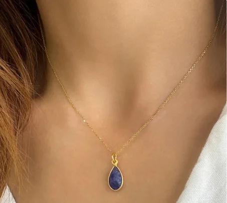 قلادة من الياقوت الأزرق الأصلي، قلادة من الياقوت الأزرق الخام، قلادة صغيرة من الياقوت الأزرق، قلادة من حجر ميلاد شهر سبتمبر