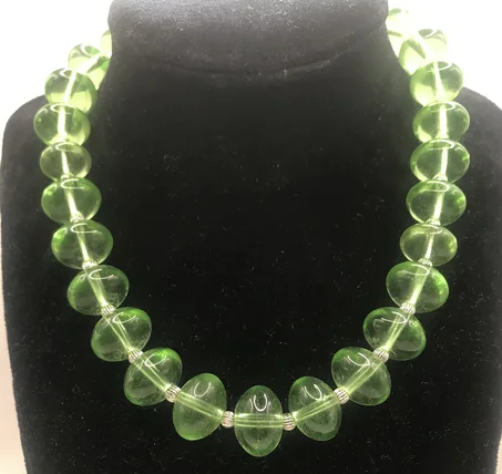 قلادة الزمرد في المغرب / Collier émeraude au Maroc