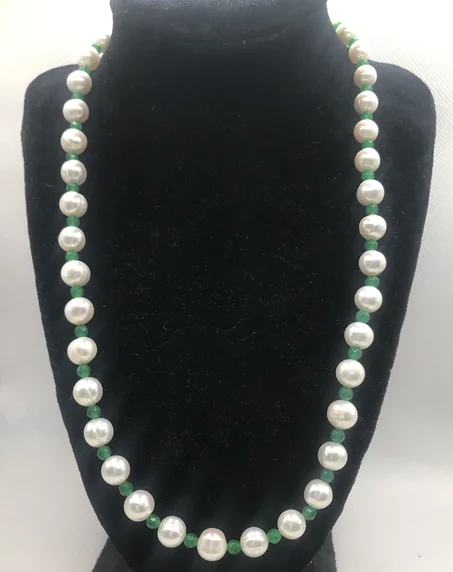 قلادة لؤلؤ مرصعة بالزمرد الطبيعي / Colliers Emeraude véritable et perle de culture