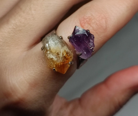 خاتم من حجر السترين والجمشت، خاتم بحجرين، خاتم بكريستال واحد، خاتم بحجر خام، خاتم عصري من الأحجار الكريمة، خاتم كوكتيل أنيق، هدية عيد ميلاد