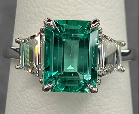 Rare GIA Certified 3.3 Ctw No Oil Paraiba  Emerald