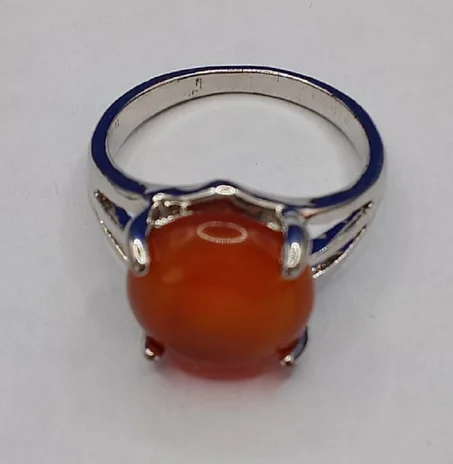 خاتم عقيق نسائي احمر كبدي (دم الغزال ) طبيعي