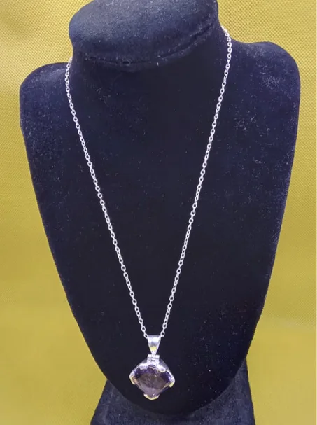 Chaine Pendentif argent et pierre Amethyste