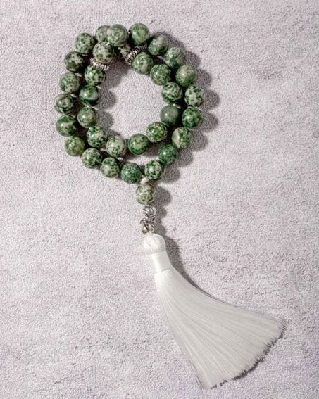 سبحة بحجر عقيق اخضر طبيعي