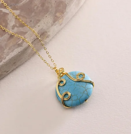 قلادة مطلية بالذهب مع قلادة من الفيروز، قلادة من الأحجار الطبيعية، هدية للنساء، قلادة للاستخدام اليومي