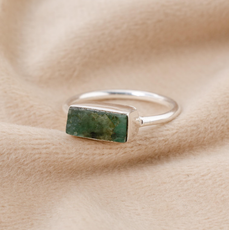 خاتم زمرد خام، خاتم فضة إسترليني عيار 925، خاتم زمرد أصلي، مجوهرات مصنوعة يدويًا، هدية لها، خاتم فضة زمرد نادر