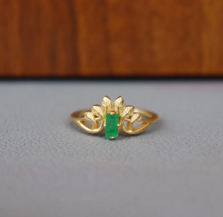 خاتم زمرد مع رقائق ذهبية، زمرد، مطلي بالفضة الإسترلينية عيار 925، خاتم سوليتير، حجر ميلاد شهر مايو