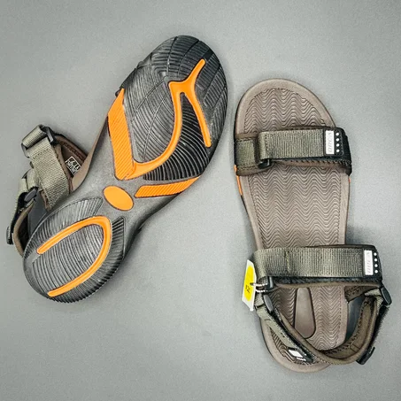 SANDALE MARRON