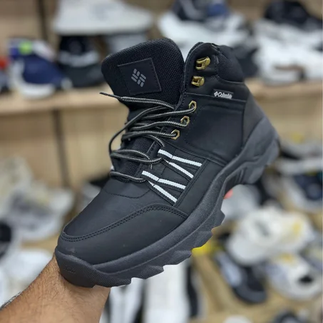 BOOTS COLUMBIA