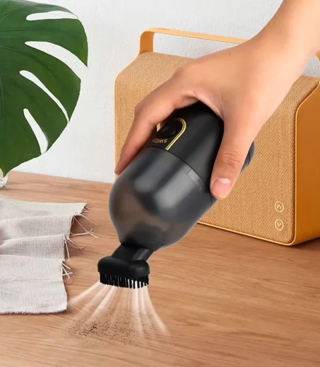 مكنسة صغيرة