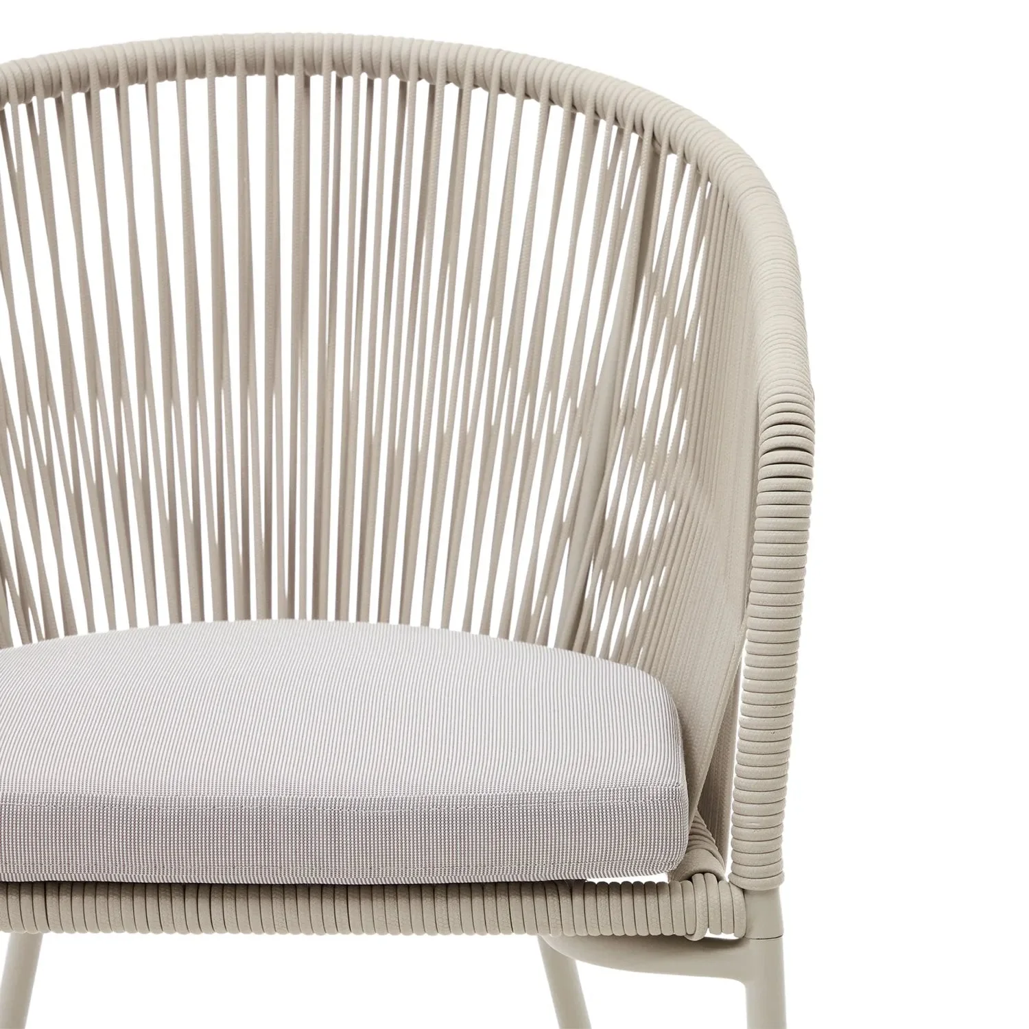 Offre spéciale fin d’année : deux chaises au prix 1 700 DH