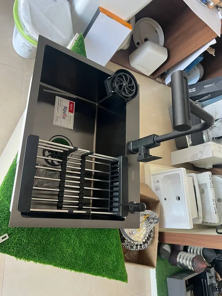 حوض مطبخ أسود فاخر متعدد الوظائف