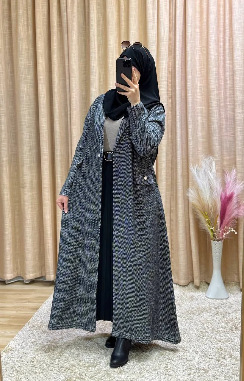 كاب طويل أنيق بثوب مستور ✨