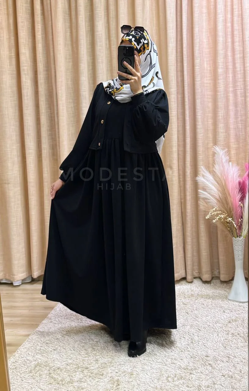 فستان من قطعتين بلمسة أنثوية راقية ✨