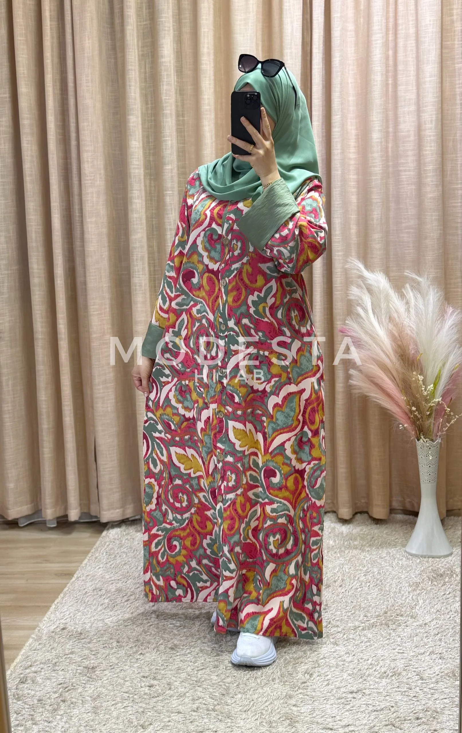 Robe Chemise بألوان صيفية متناغمة