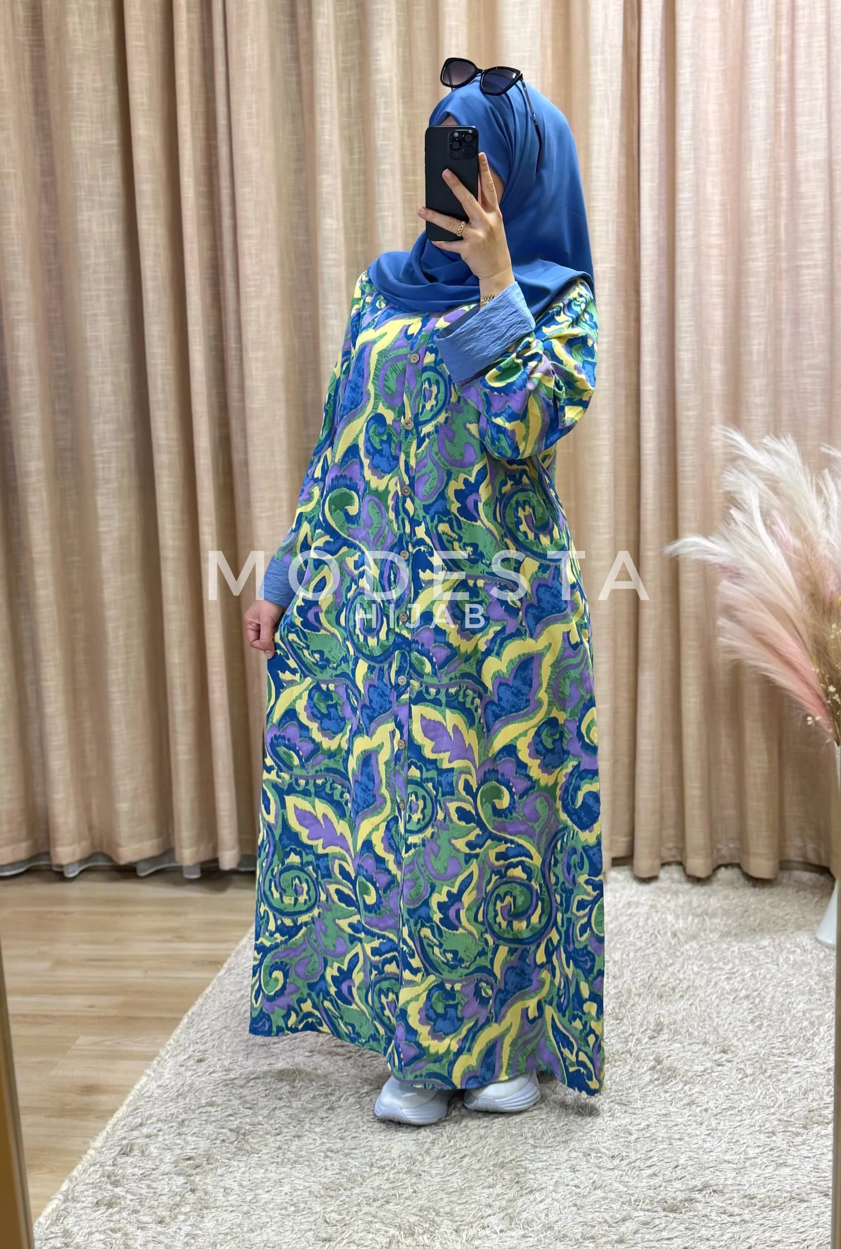 Robe Chemise بألوان صيفية متناغمة