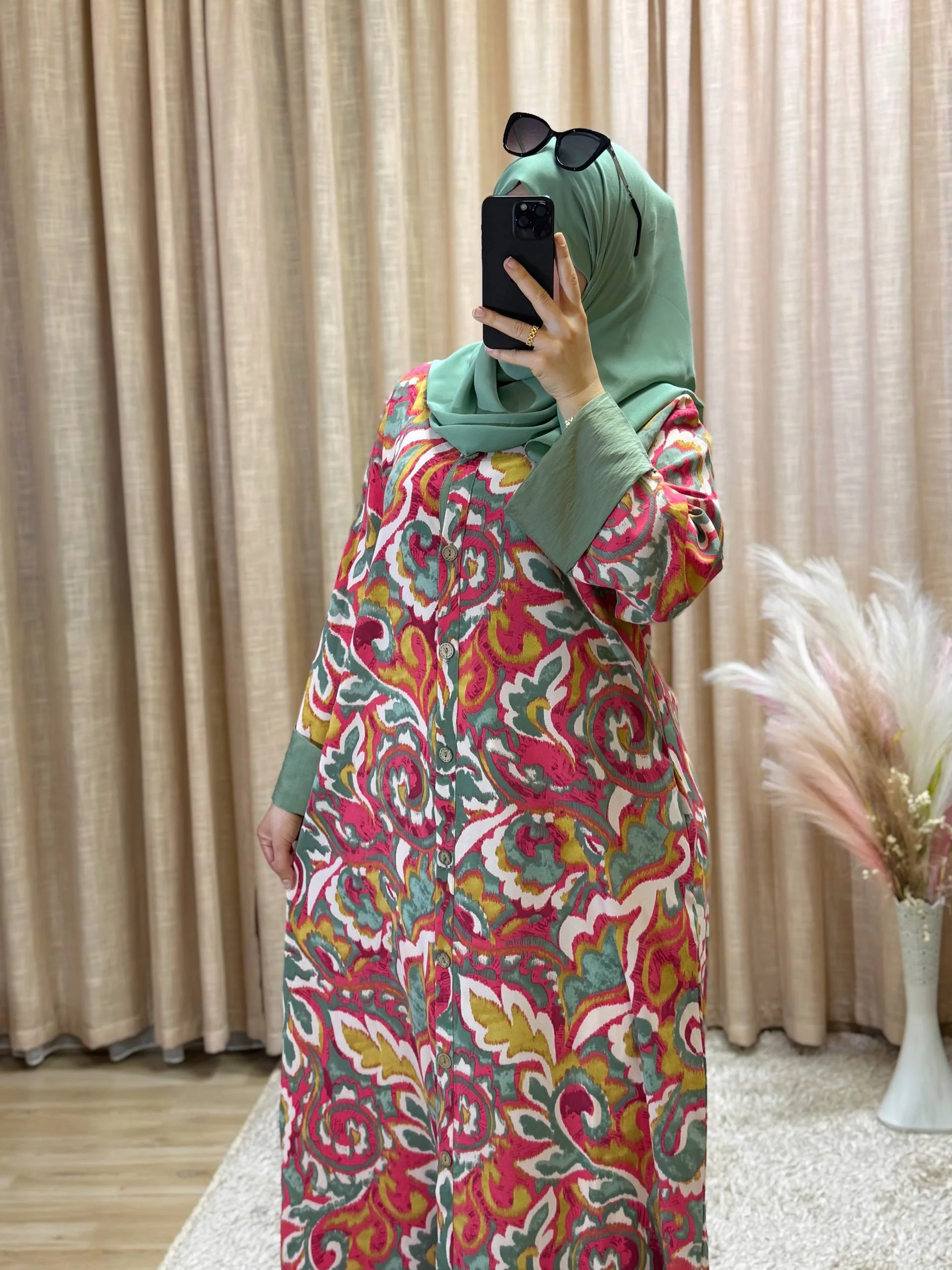 Robe Chemise بألوان صيفية متناغمة