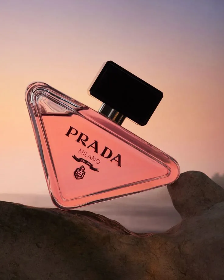 PRADA PARADOXE