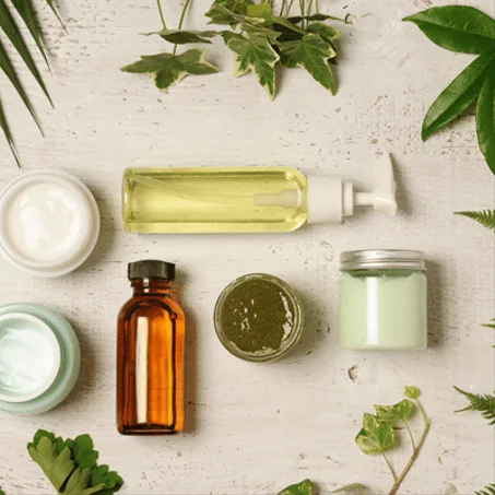 مستحضرات التجميل و العطور