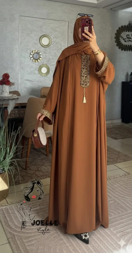عباية فاخرة : 2 قطع +شال هدية ستايل عصري وراقي يناسب دوق المرأة المغربي