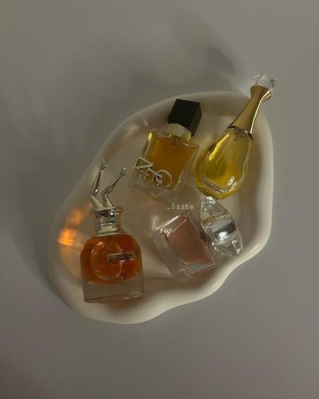 Les miniatures pour femmes