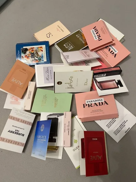 ✨ Pack d’Échantillons de Parfum ✨