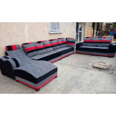 Salon 6 places au design moderne et épuré.