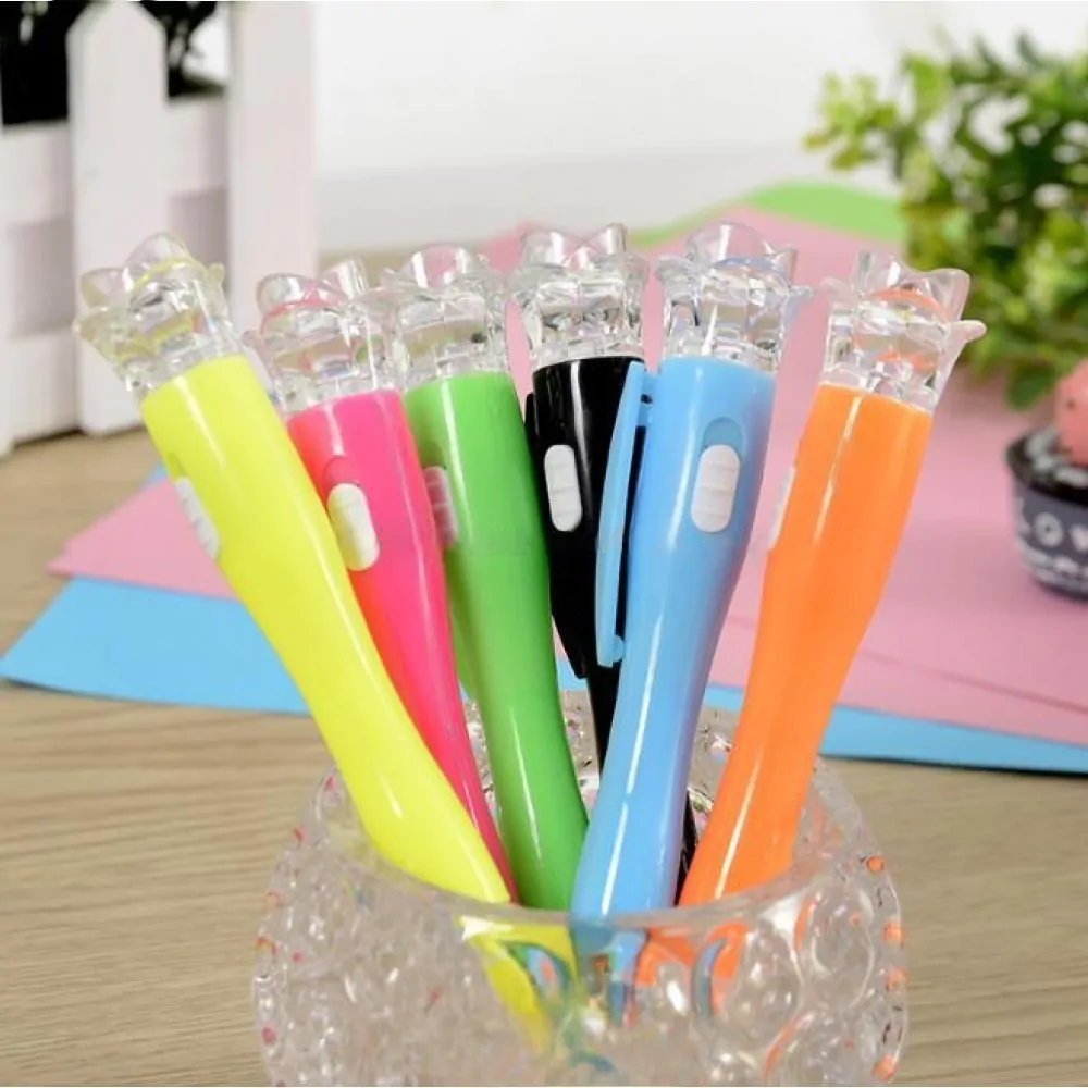 STYLO A BILLE AVEC LAMP