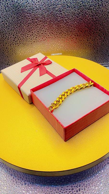 Bracelets de luxe pour hommes et femmes