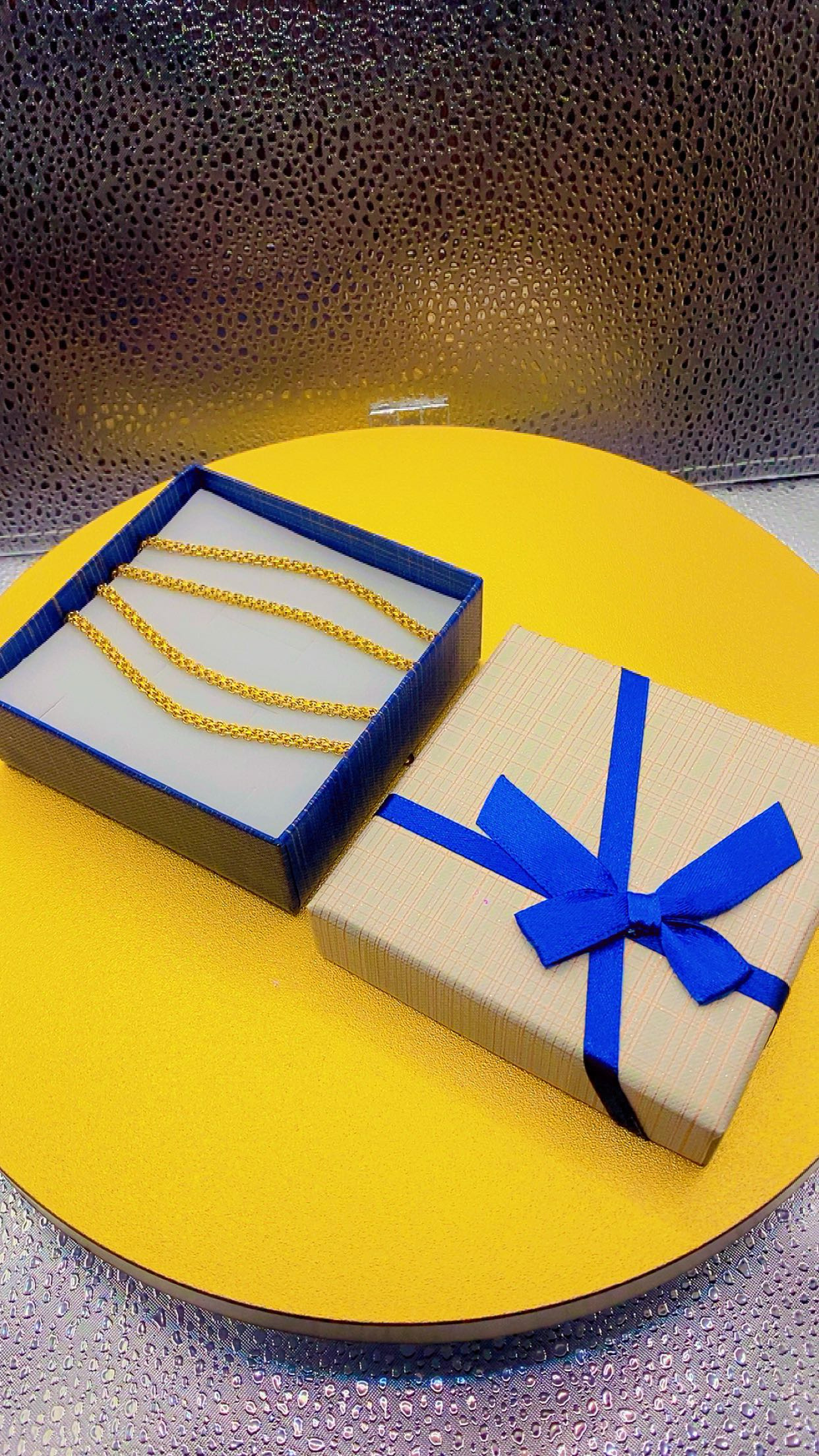 Collier et chaine de luxe pour hommes et femmes
