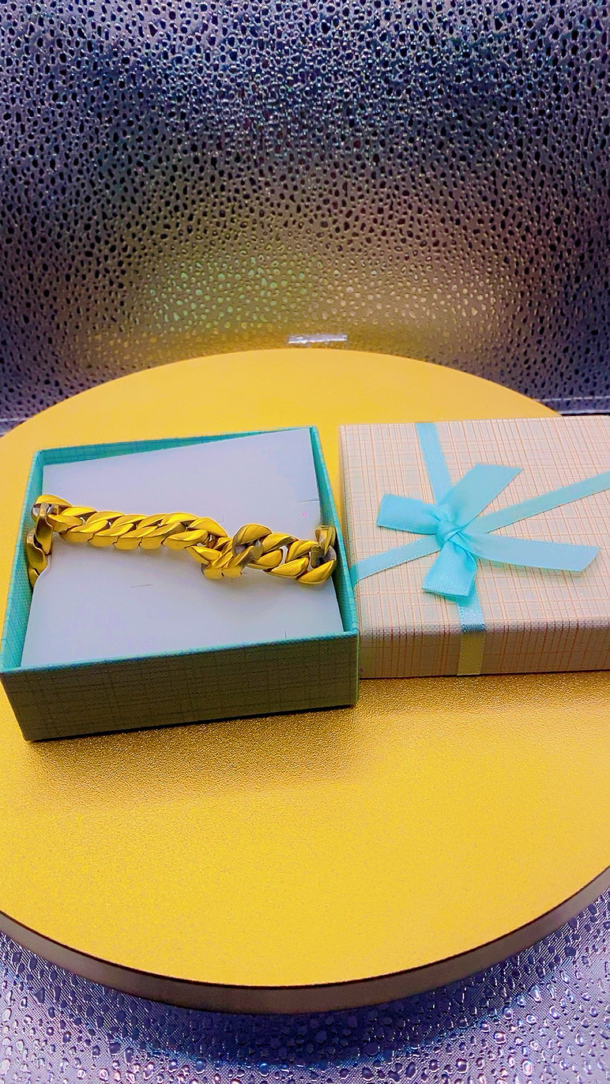Bracelets de luxe pour hommes et femmes