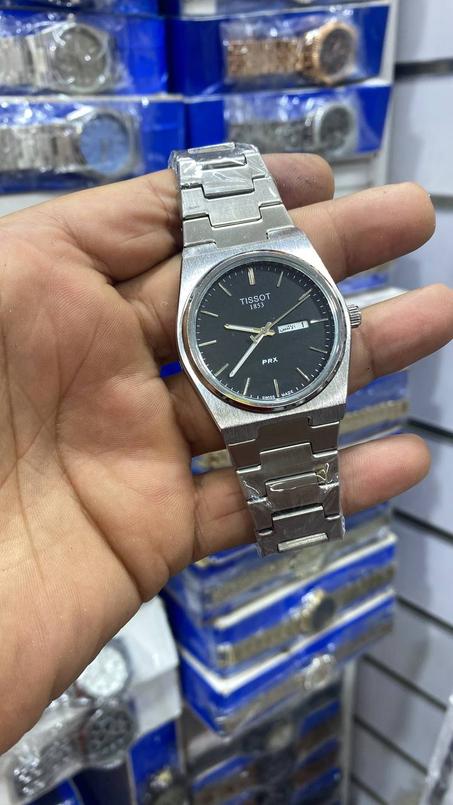 ساعة TISSOT