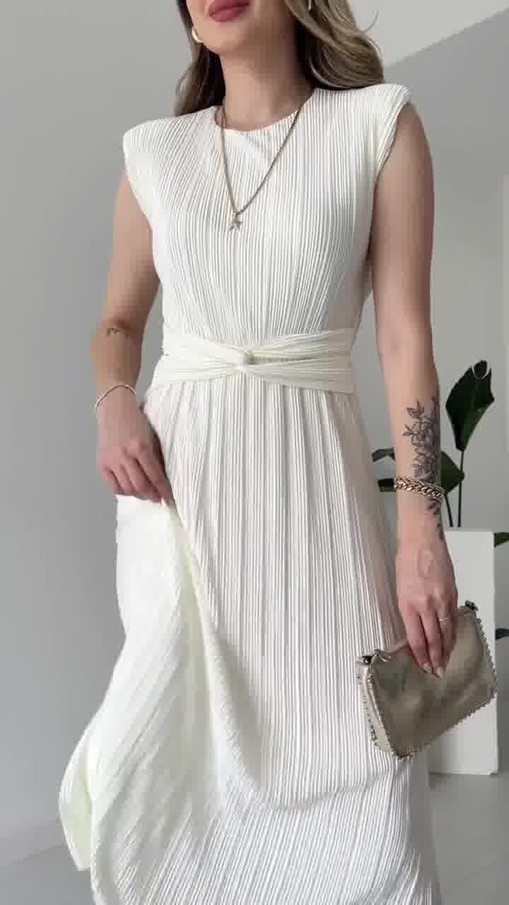 Robe plissée à la taille Danielle