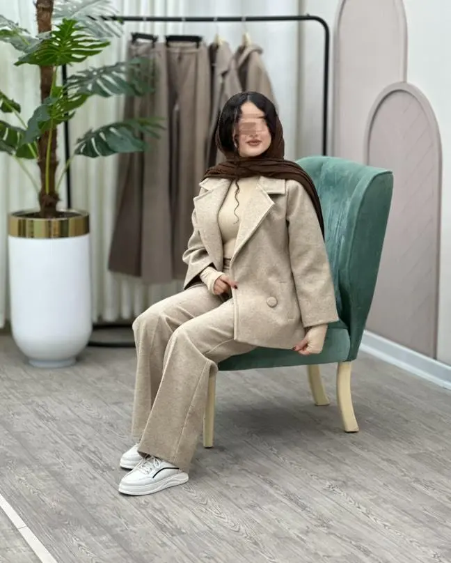 Élégance instantanée, confort toute la journée.