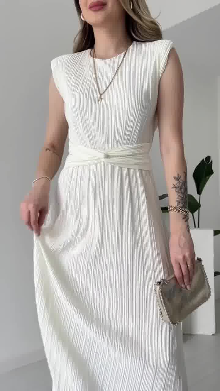 Robe plissée à la taille Danielle