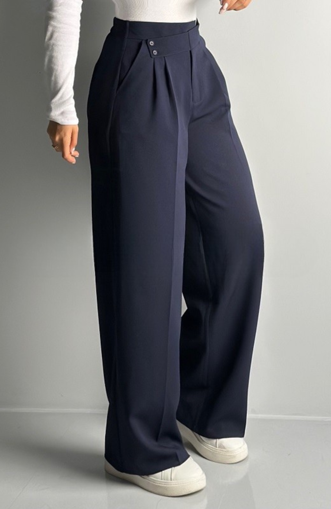 Un pantalon essentiel pour chaque femme moderne